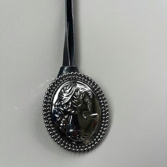 Coach Cameo Necklace Leather Strap with Coach Signature Buckle UNIQUE - Picture 2 of 8